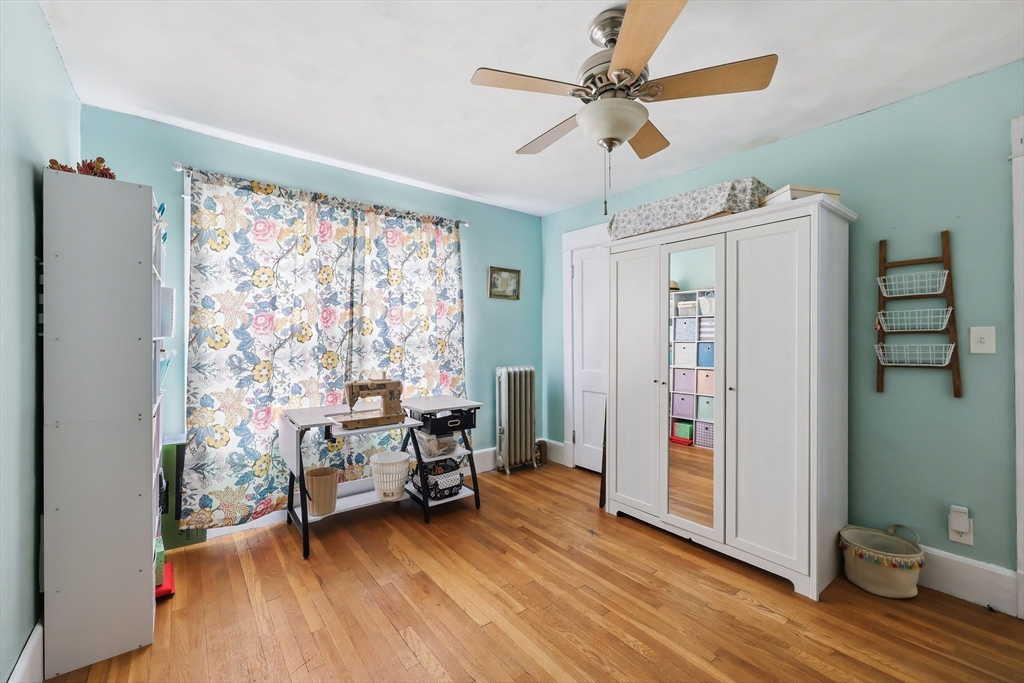 51-53 Ridgewood Avenue Holyoke, MA 01040 - Photo 17 of 42