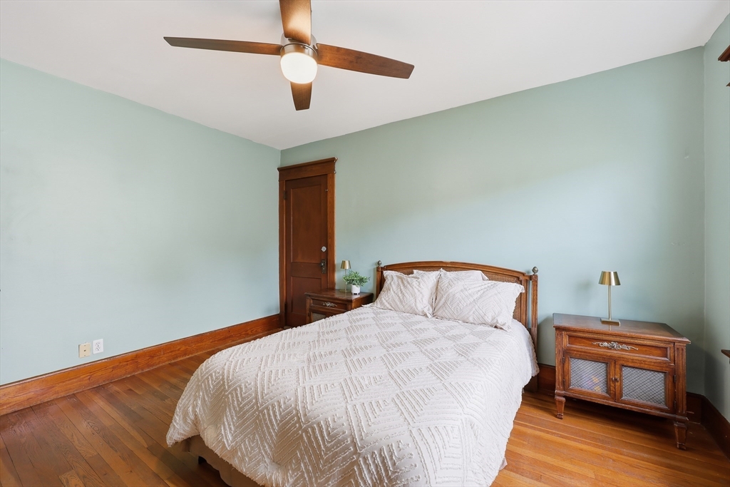 51-53 Ridgewood Avenue Holyoke, MA 01040 - Photo 28 of 42