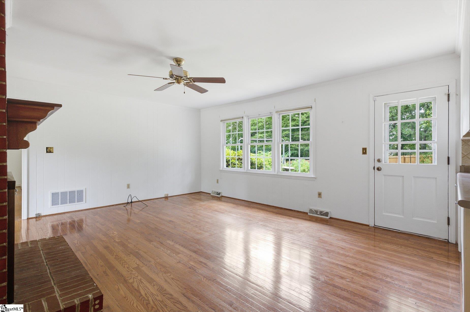 106 Del Norte Road Greenville, SC 29615 - Photo 16 of 42