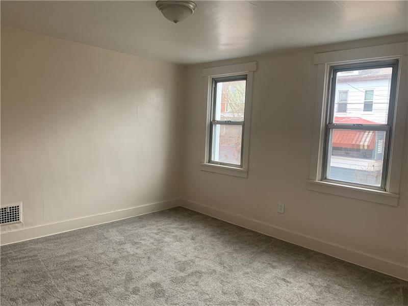 224 Rothman Street Arlington, PA 15210 - Photo 13 of 19 Gallery Image 13