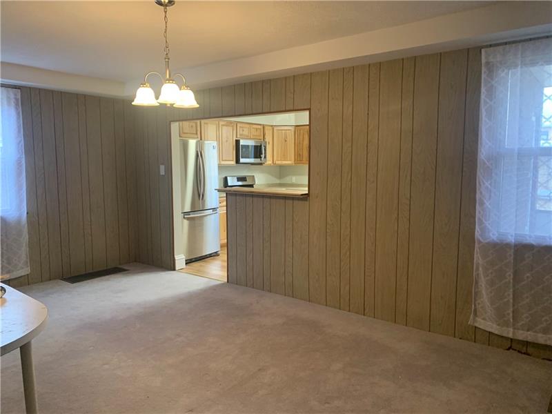 224 Rothman Street Arlington, PA 15210 - Photo 5 of 19 Gallery Image 5