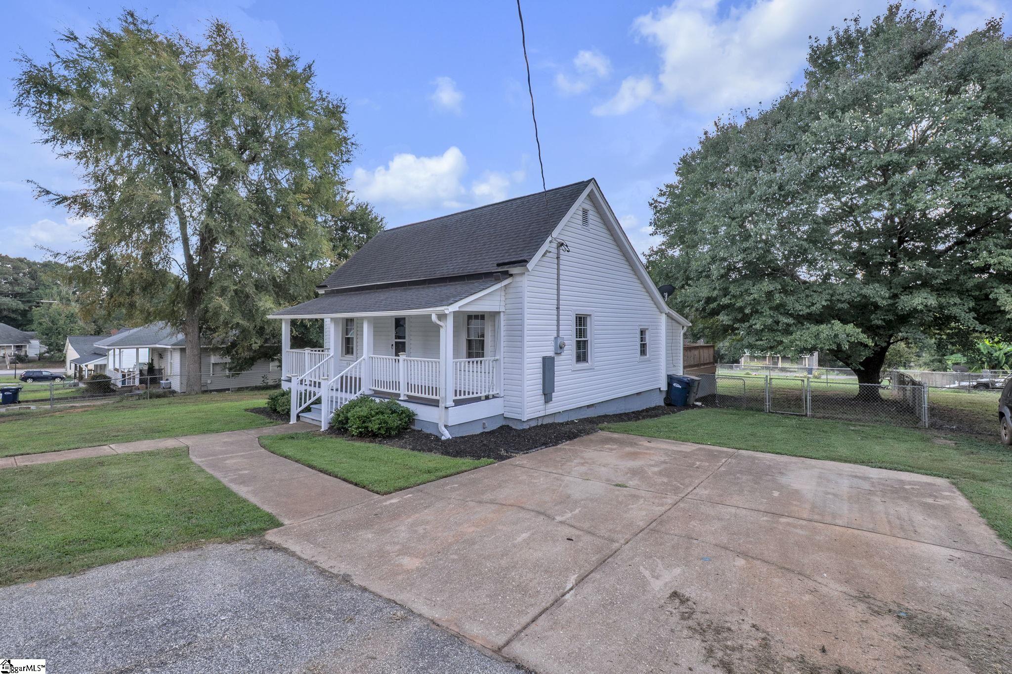 6 Allen Street Pelzer, SC 29669 - Photo 2 of 35 Gallery Image 2