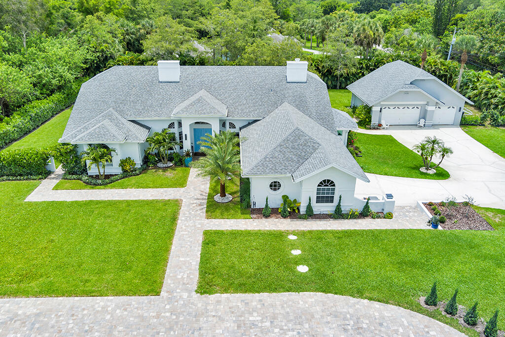 8852 154th Road North Palm Beach Gardens, FL 33418 - Photo 2 of 41 8852 154 Court N