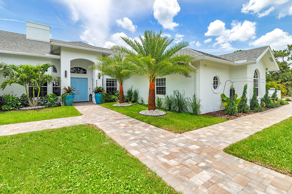 8852 154th Road North Palm Beach Gardens, FL 33418 - Photo 5 of 41 8852 154 Court N
