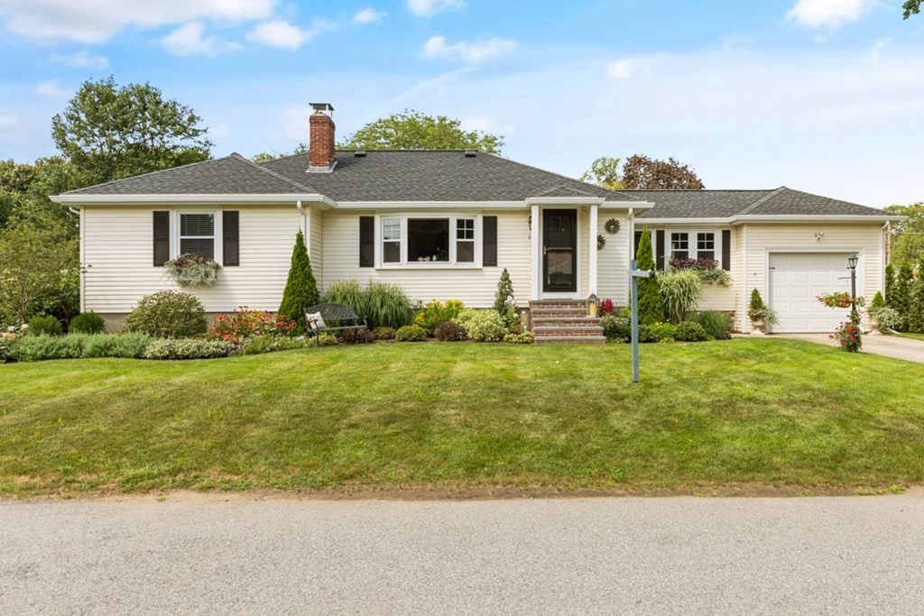 16 Crescent Road Hamilton, MA 01982 - Photo 2 of 34 Gallery Image 2
