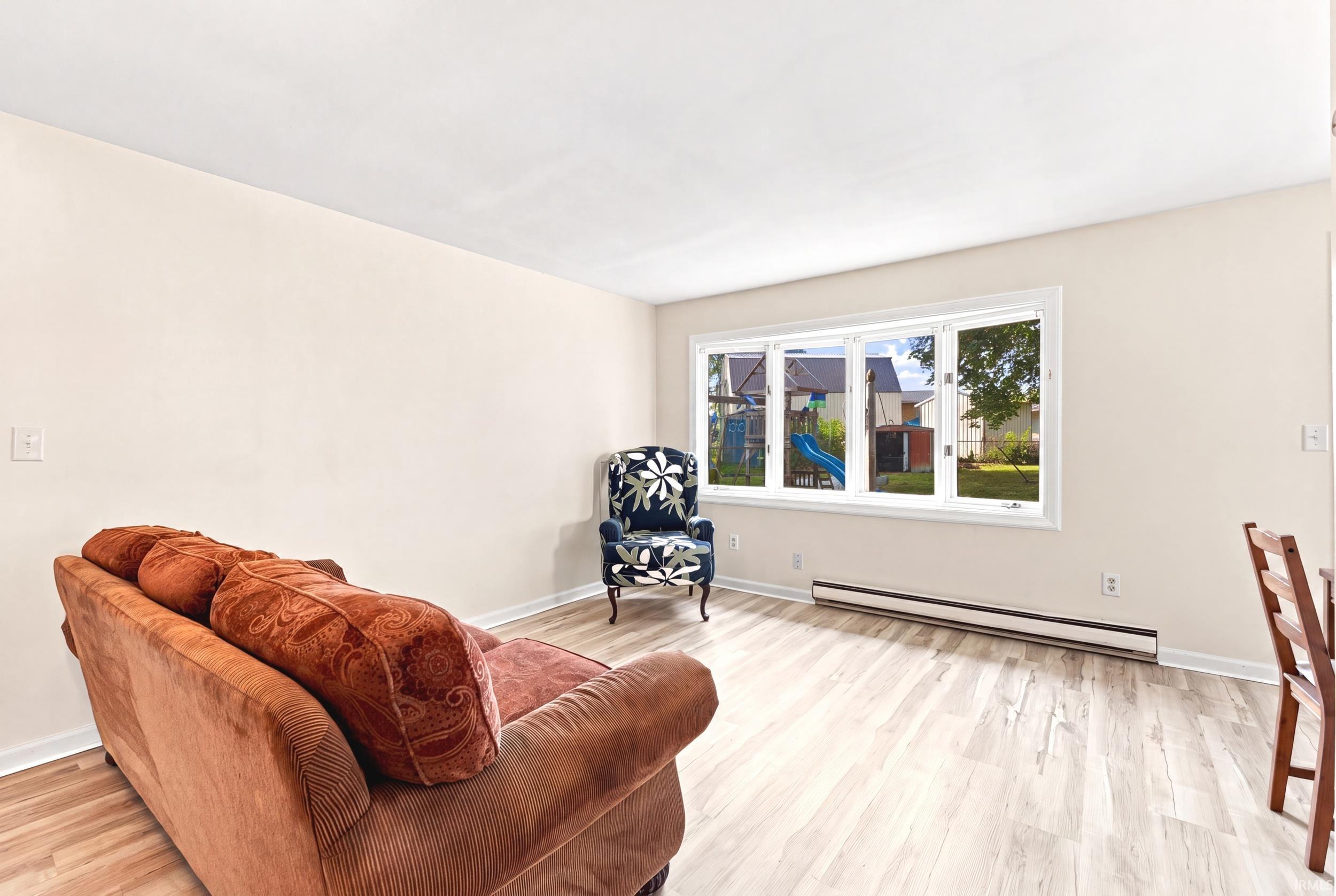 1421 Rabbit Run Huntertown, IN 46748 - Photo 11 of 37 Gallery Image 11