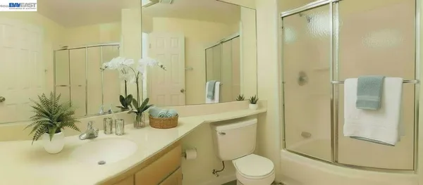 $439,000 | 21103 Gary Drive, Unit 304D, Hayward, CA 94546