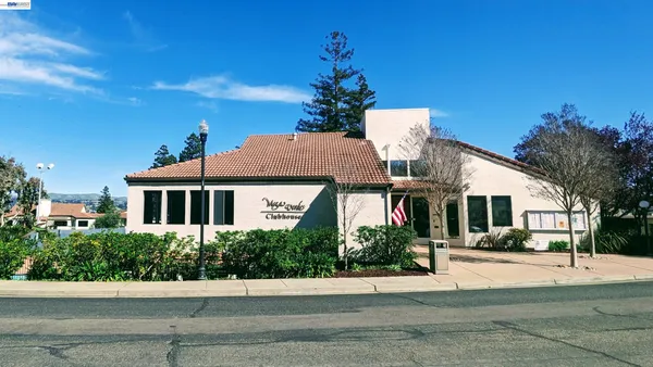 $439,000 | 21103 Gary Drive, Unit 304D, Hayward, CA 94546