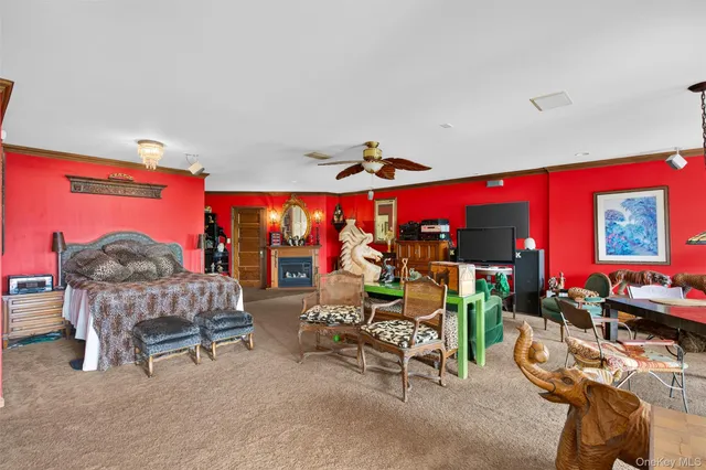 $650,000 | 282 Tamerisk Lane, New Windsor, NY 12553