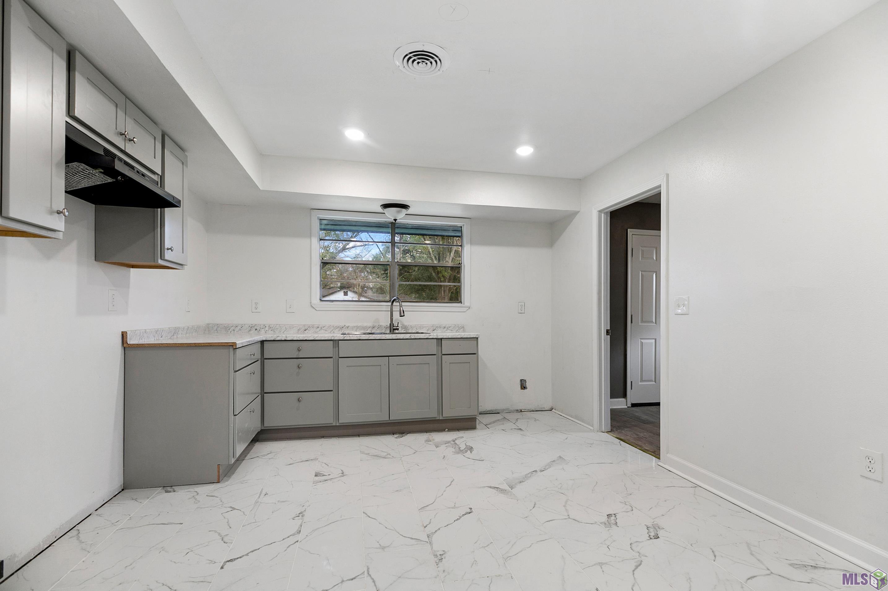 5921 Linden Street Baton Rouge, LA 70805 - Photo 4 of 10