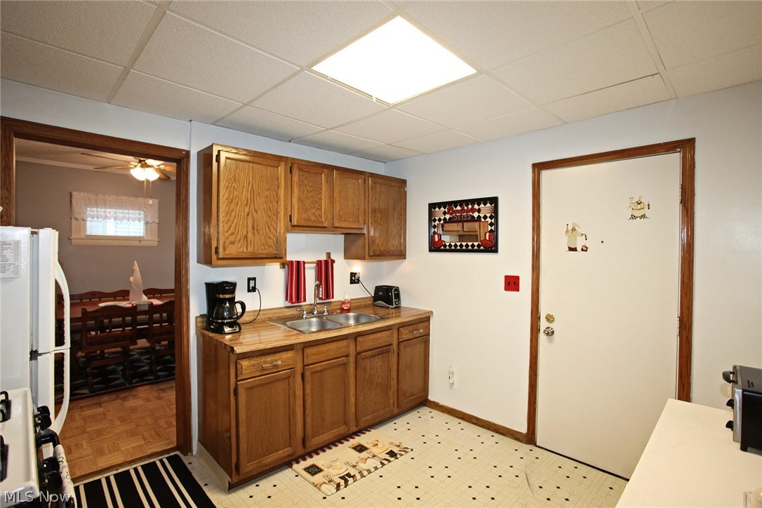 14741 Alger Road Cleveland, OH 44111 - Photo 14 of 35 Gallery Image 14