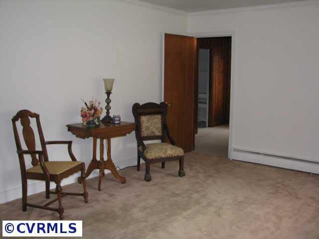 9602 Ridgefield Road Henrico, VA 23229 - Photo 3 of 10 Gallery Image 3