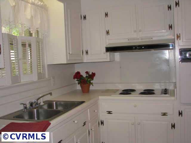 9602 Ridgefield Road Henrico, VA 23229 - Photo 5 of 10 Gallery Image 5