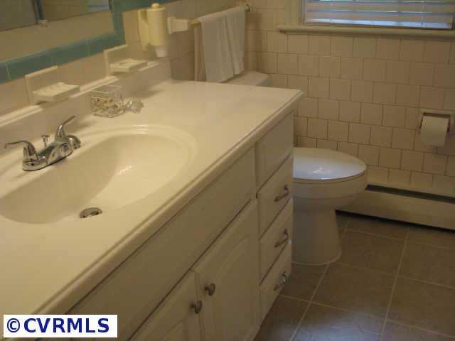 9602 Ridgefield Road Henrico, VA 23229 - Photo 6 of 10 Gallery Image 6