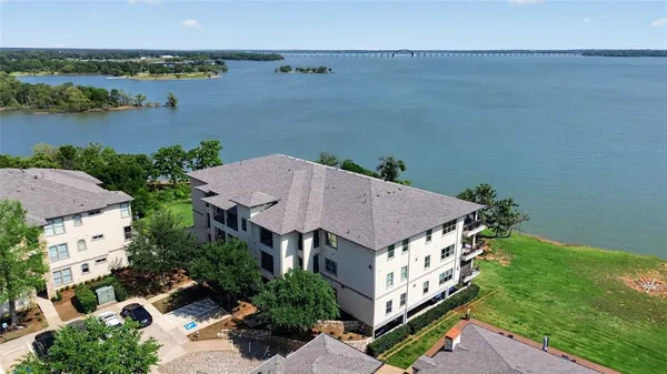 $660,000 | 500 Water's Edge Drive, Unit 324, Lake Dallas, TX 75065