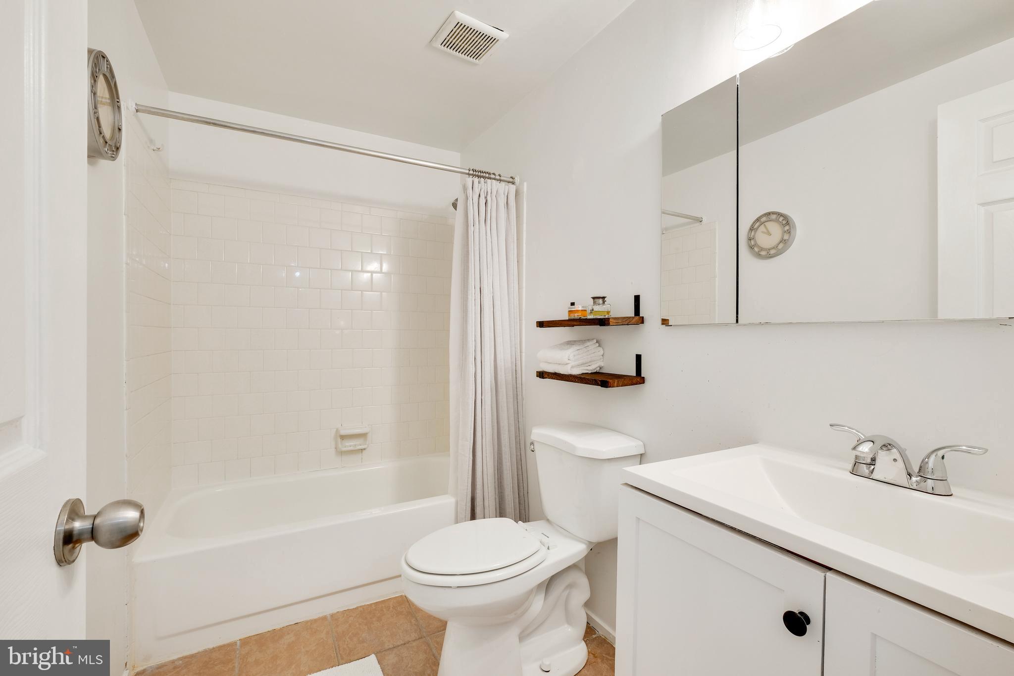 10755 Lester Street Silver Spring, MD 20902 - Photo 12 of 37 FULL BATHROOM