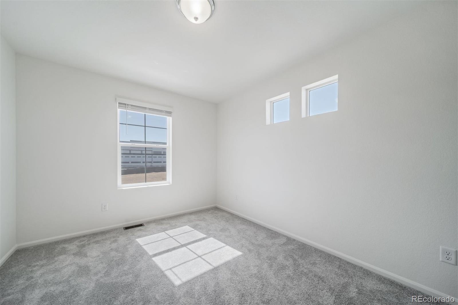 3915 North Rome Street Aurora, CO 80019 - Photo 25 of 34