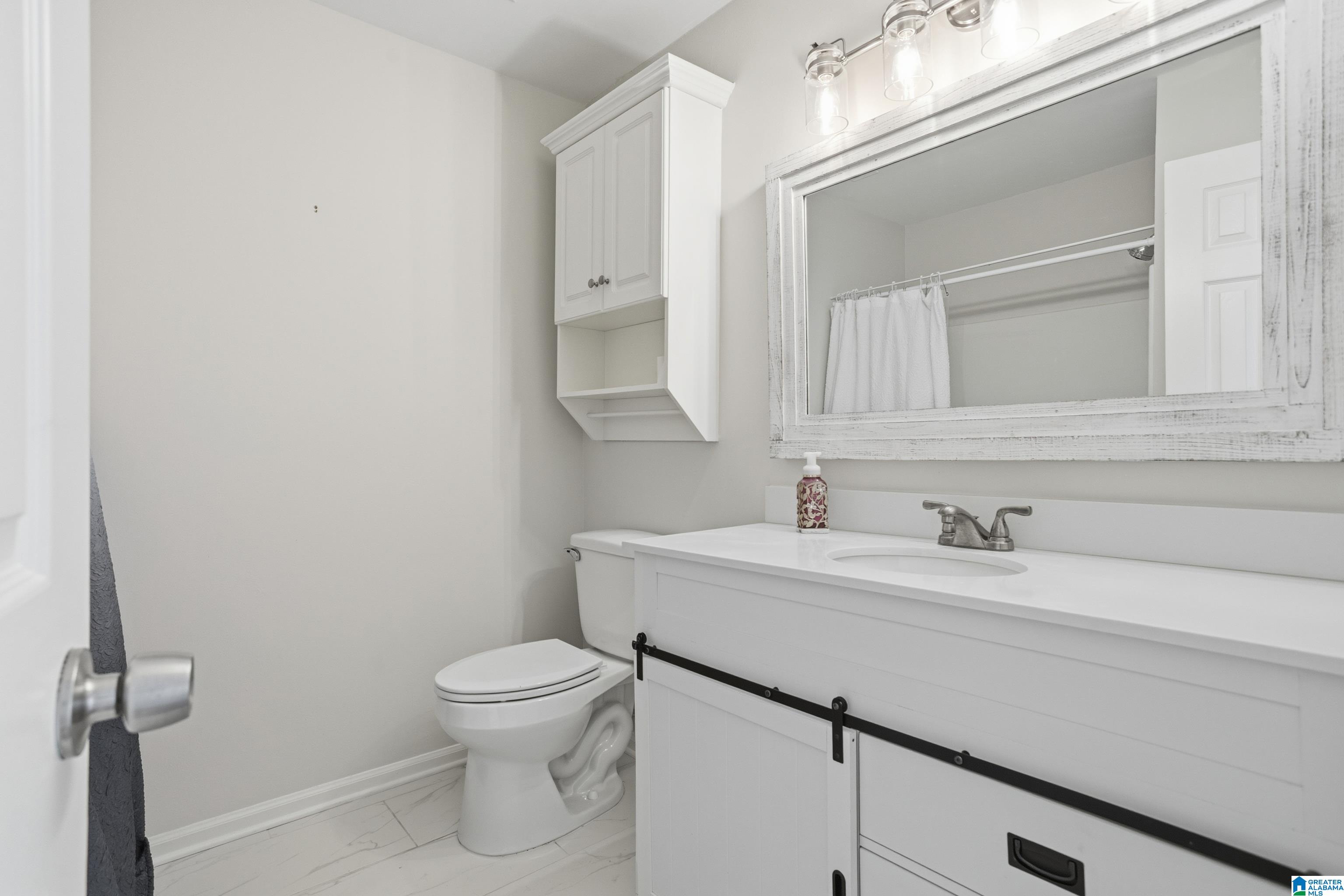 161 Greenfield Lane Alabaster, AL 35007 - Photo 19 of 53
