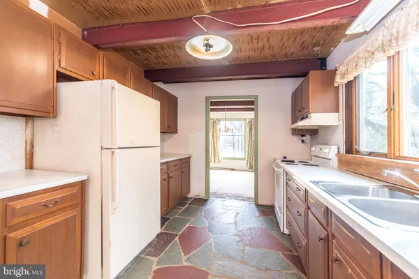$699,900 | 2672 Banko Lane, Hellertown, PA 18055