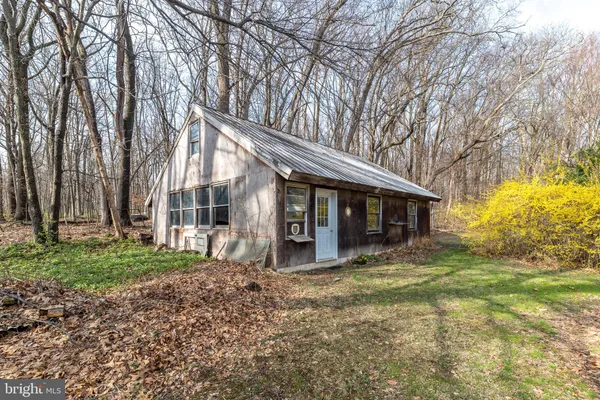 $699,900 | 2672 Banko Lane, Hellertown, PA 18055