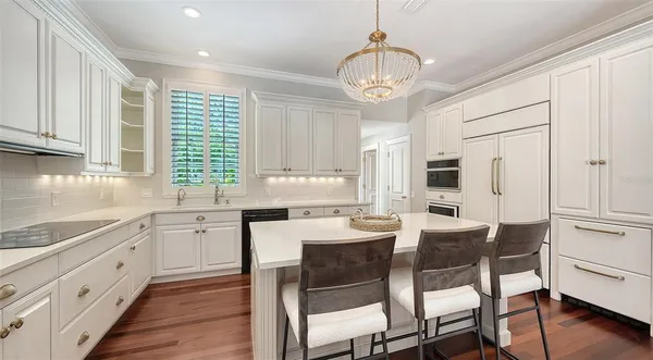 $1,695,000 | 228 St James Park, Osprey, FL 34229