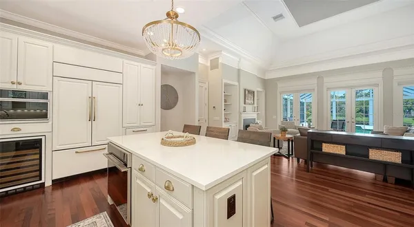 $1,695,000 | 228 St James Park, Osprey, FL 34229