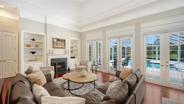 $1,695,000 | 228 St James Park, Osprey, FL 34229