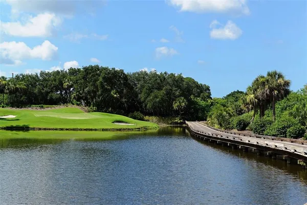 $1,695,000 | 228 St James Park, Osprey, FL 34229