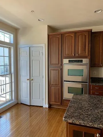 $1,090,000 | 7996 Reserve Way, Vienna, VA 22182