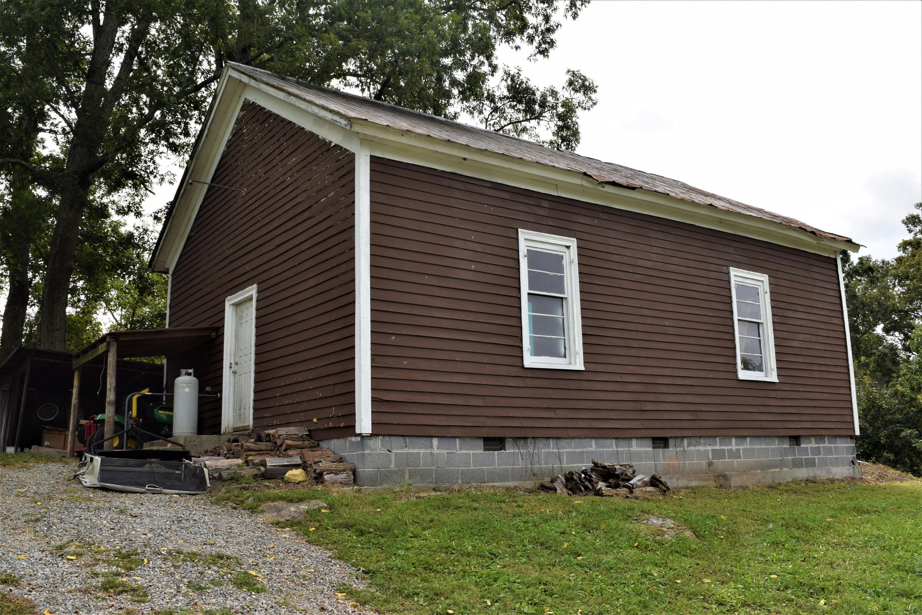 3422 Gum Log Road Radford, VA 24141 - Photo 29 of 32 30