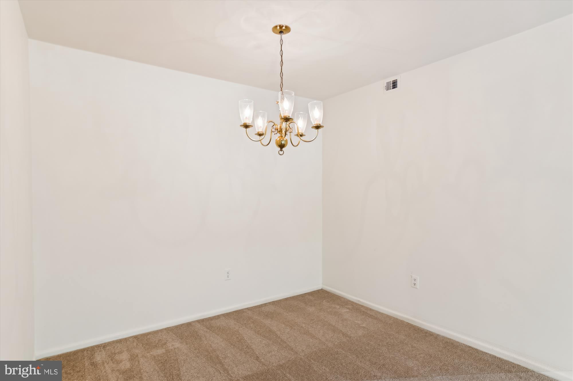 2570 Riva Road, Unit 15C Annapolis, MD 21401 - Photo 4 of 33 Dining Room