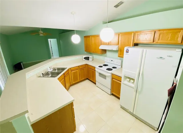 $2,200 | 3993 Warbler Drive, Winter Haven, FL 33880