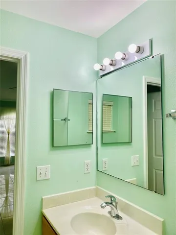 $2,200 | 3993 Warbler Drive, Winter Haven, FL 33880