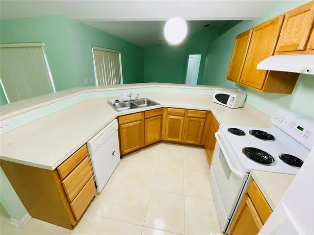 $2,200 | 3993 Warbler Drive, Winter Haven, FL 33880