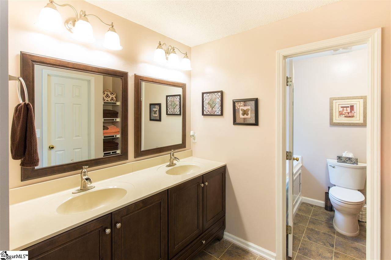 102 Old Orchard Road Greer, SC 29650 - Photo 12 of 27 Gallery Image 12