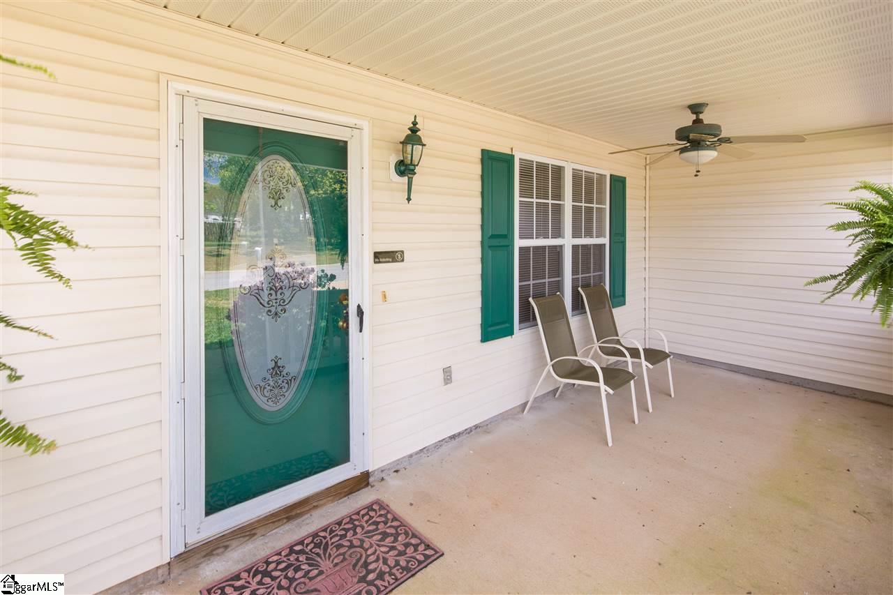 102 Old Orchard Road Greer, SC 29650 - Photo 3 of 27 Gallery Image 3