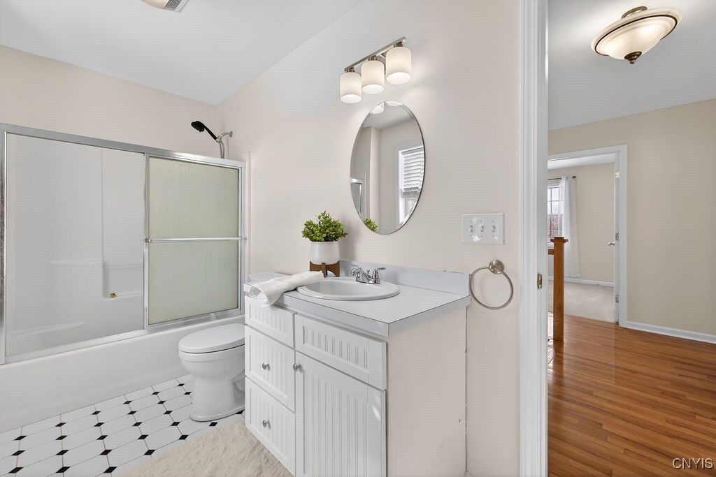 4326 Chilmark Street Marcellus, NY 13108 - Photo 29 of 49 Second floor full bath, freshly painted!