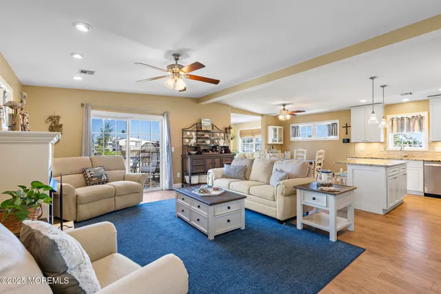 $729,900 | 20 West Navasink Drive, Little Egg Harbor, NJ 08087