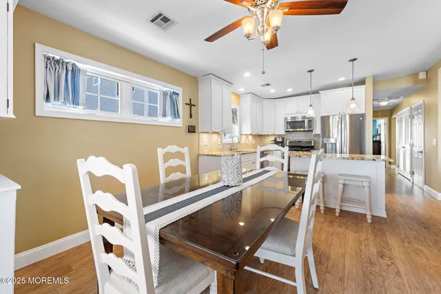 $729,900 | 20 West Navasink Drive, Little Egg Harbor, NJ 08087