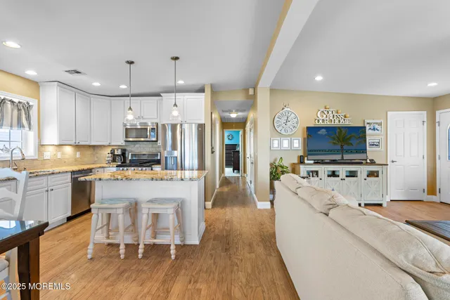 $729,900 | 20 West Navasink Drive, Little Egg Harbor, NJ 08087