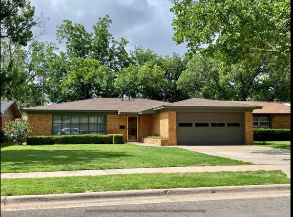 $1,550 | 3505 46th Street, Lubbock, TX 79413