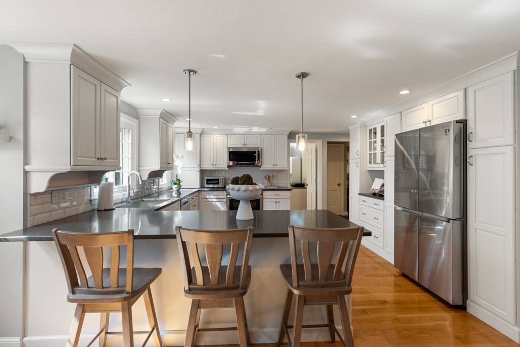 24 Edgemere Road Lynnfield, MA 01940 - Photo 16 of 42 Gallery Image 16