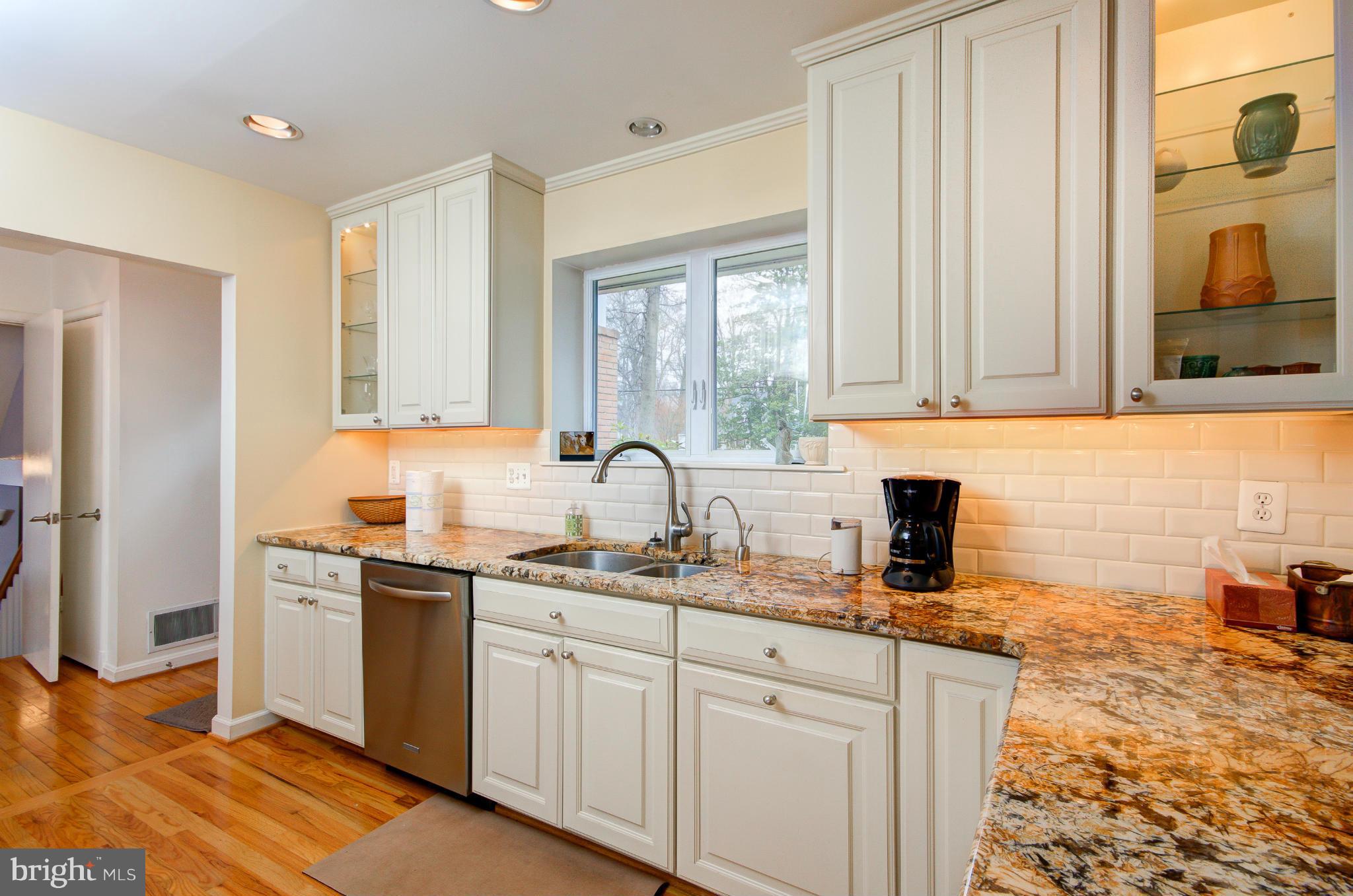 4413 Ferry Landing Road Alexandria, VA 22309 - Photo 8 of 18 Kitchen