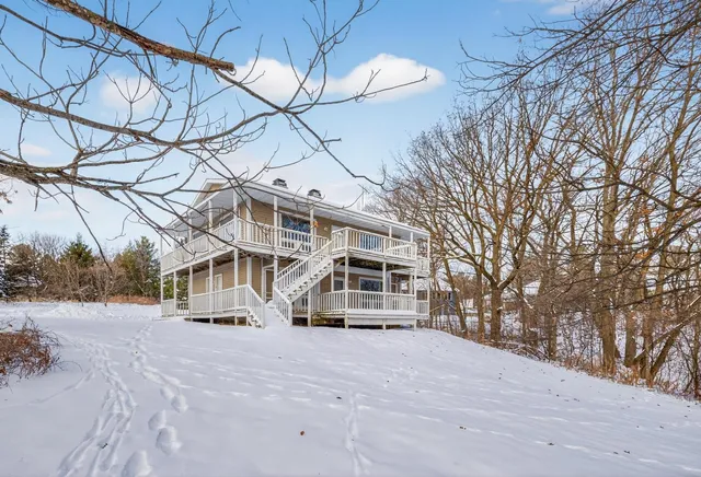 $279,900 | 200 Skyline Drive, Wabasha, MN 55981