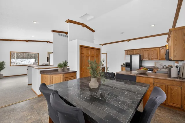 $279,900 | 200 Skyline Drive, Wabasha, MN 55981