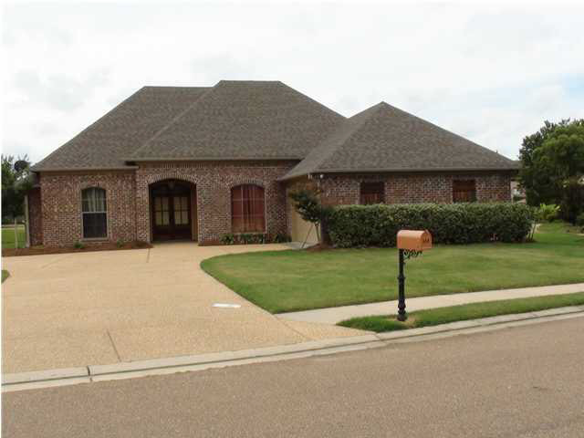 284 Lighthouse Lane Brandon, MS 39047 - Photo 1 of 1 Front