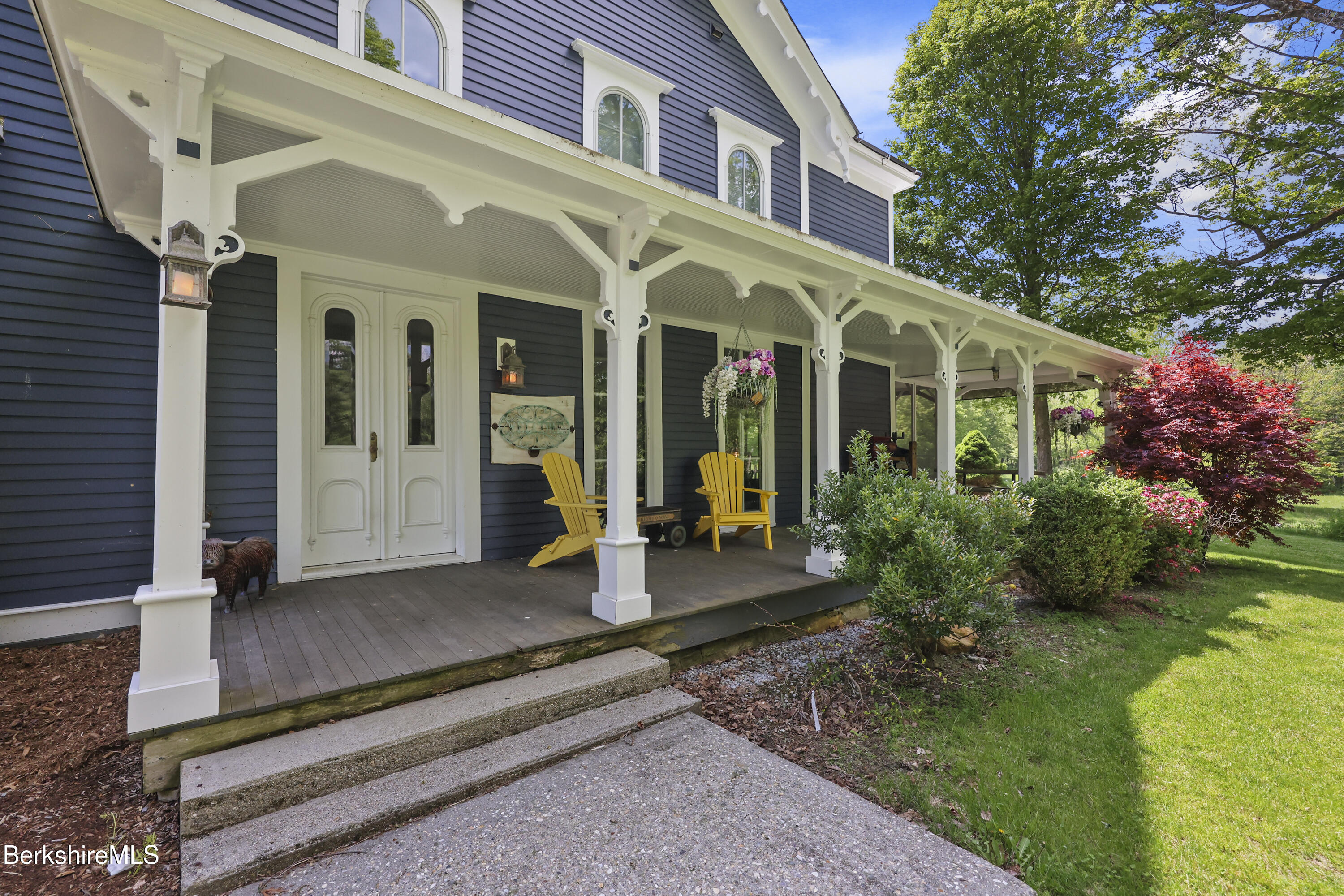 295 Blair Road Williamstown, MA 01267 - Photo 2 of 115 Front porch