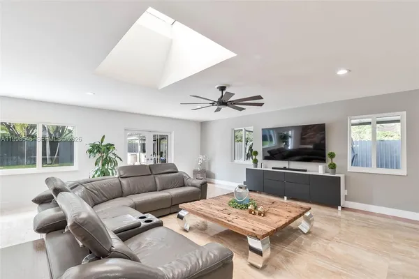 $9,000 | 17420 Southwest 84th Court, Palmetto Bay, FL 33157