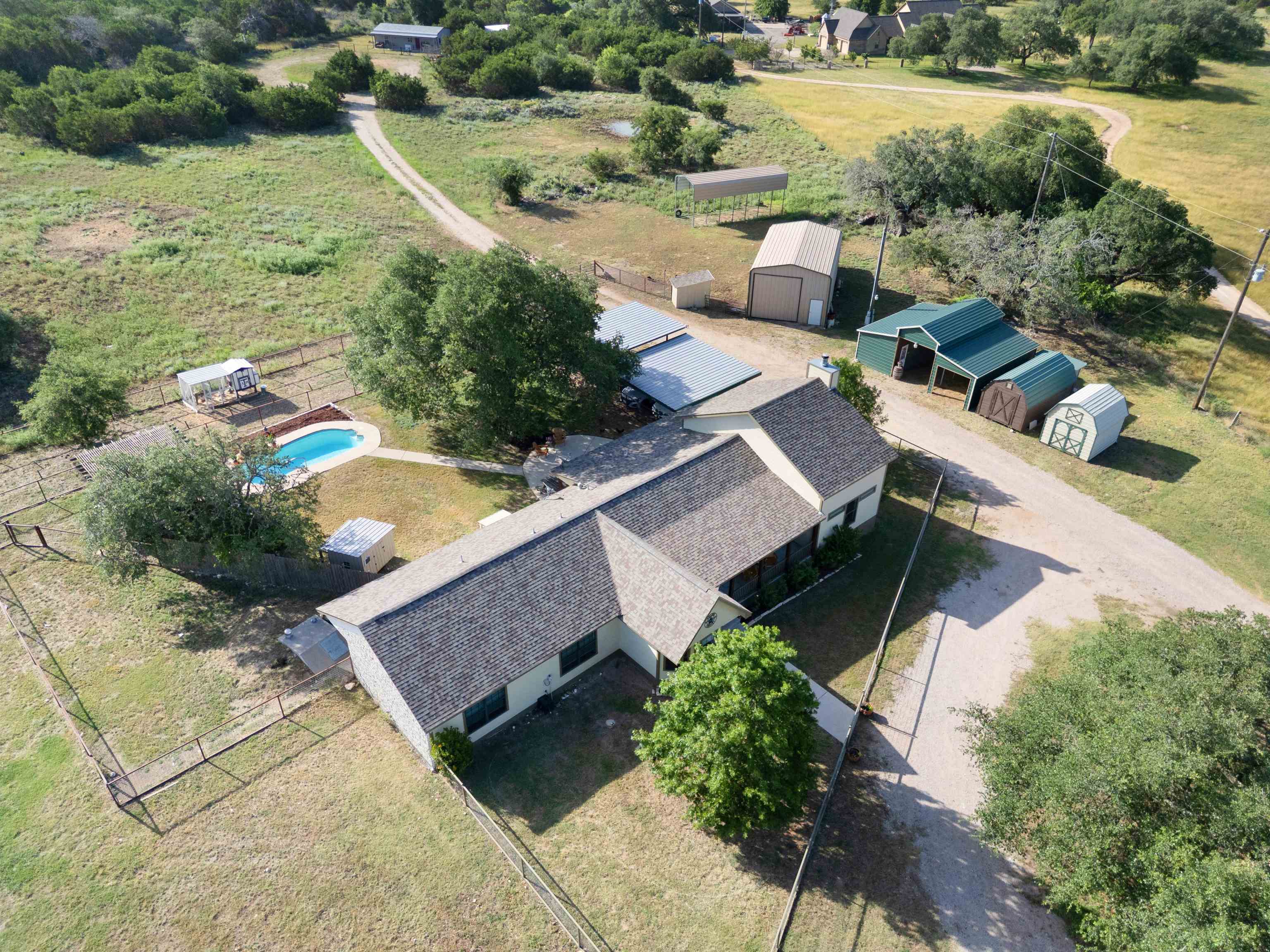 407 Windmill Road Burnet, TX 78611 - Photo 2 of 30