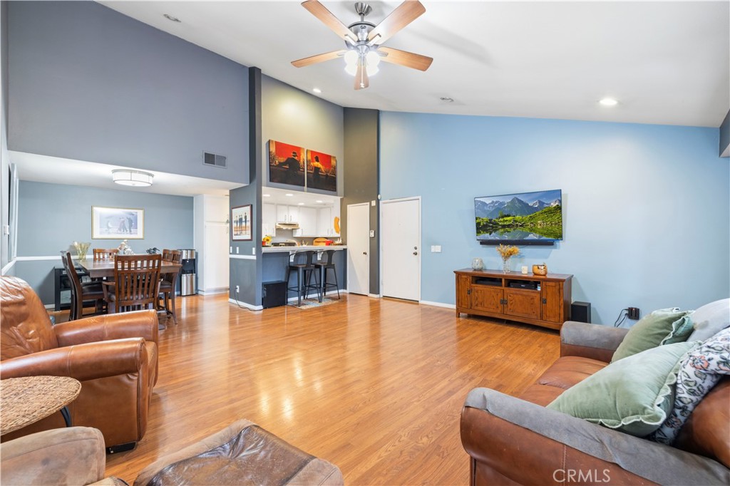 24835 Apple Street, Unit F Newhall, CA 91321 - Photo 6 of 39